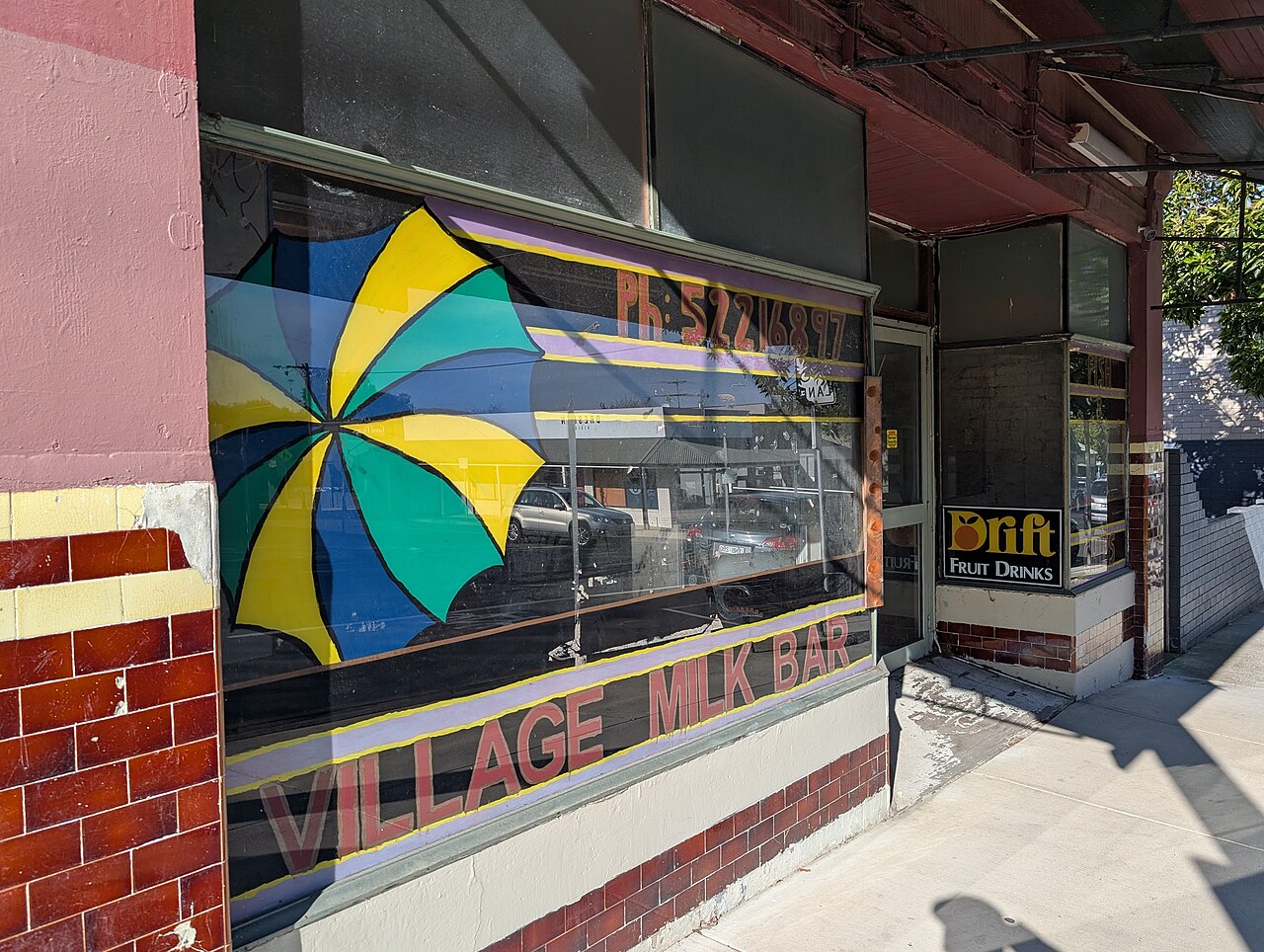 Pakington Street, Geelong